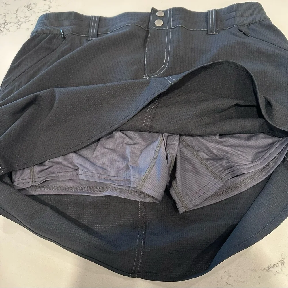**NWT** Kuhl Strattus Black Women's Skirt
